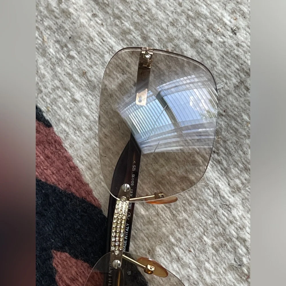 Valentino Rimless Sunglasses - Picture 16 of 16